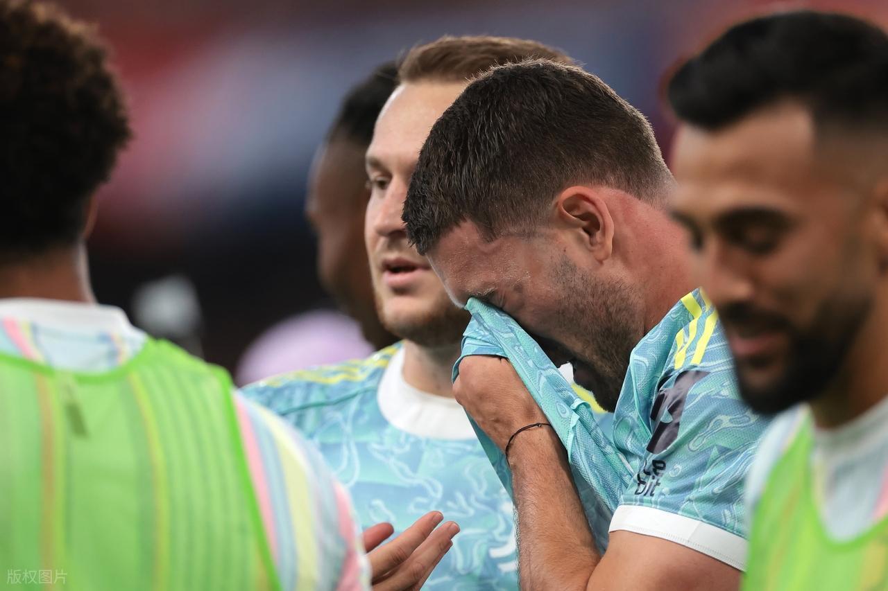 半岛体育入口-尤文图斯有缺陷，冬窗需引援，科斯蒂奇迎曙光，弗拉霍维奇应续约